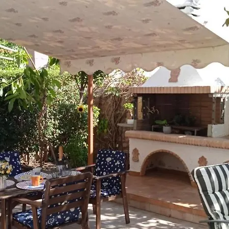 Little Heaven In Alimos/athens! *