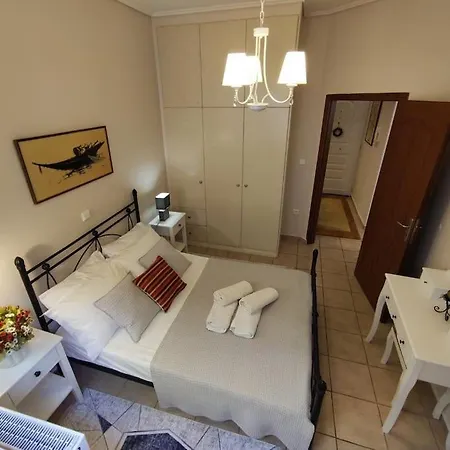 Apartment Little Heaven In Alimos/athens! Athens