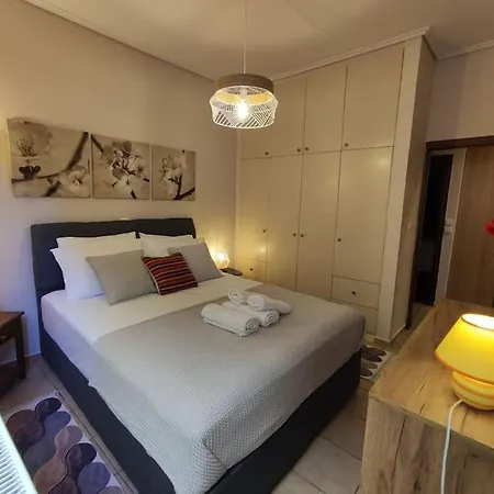 Little Heaven In Alimos/athens! Apartment *